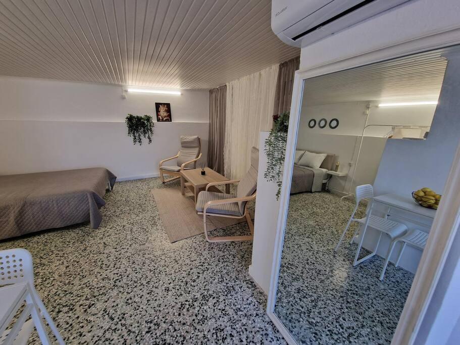 Elmy Houses V4 / Thalia Rafina  Bagian luar foto