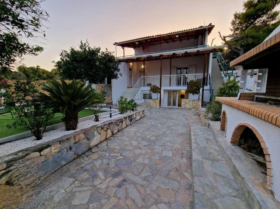 Elmy Houses V4 / Thalia Rafina  Bagian luar foto