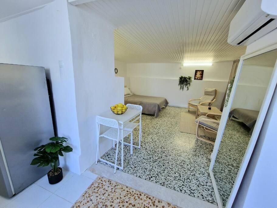 Elmy Houses V4 / Thalia Rafina  Bagian luar foto