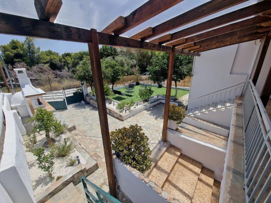 Elmy Houses V4 / Thalia Rafina  Bagian luar foto